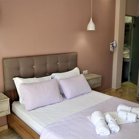 Ioni Rooms Potos Exterior photo