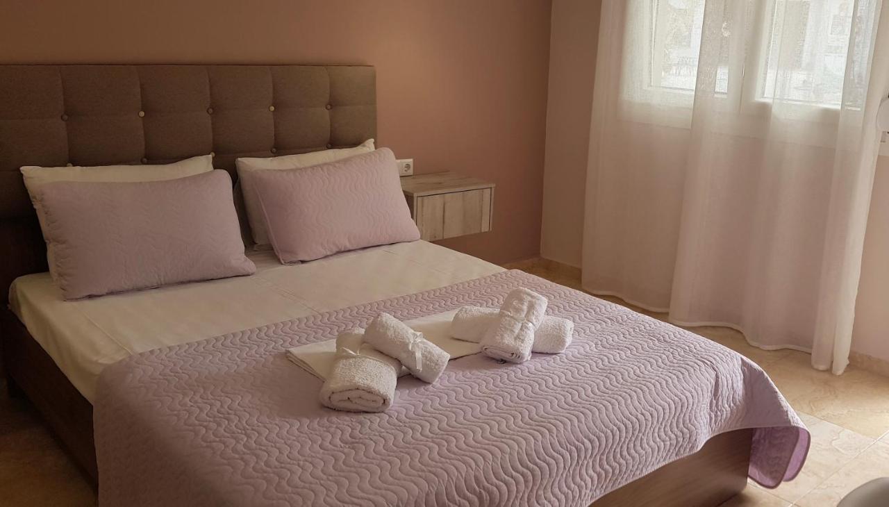 Ioni Rooms Potos Exterior photo