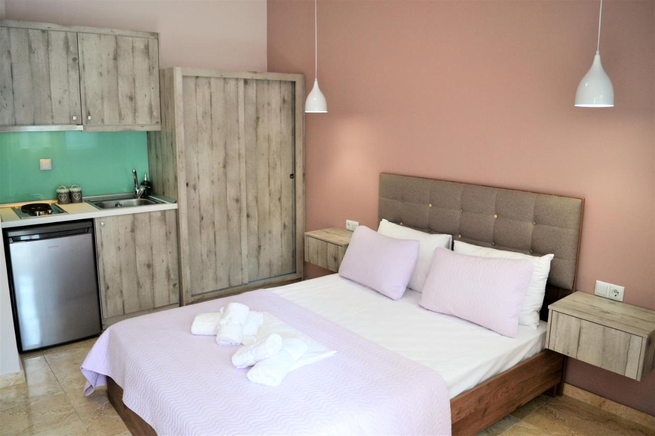 Ioni Rooms Potos Exterior photo