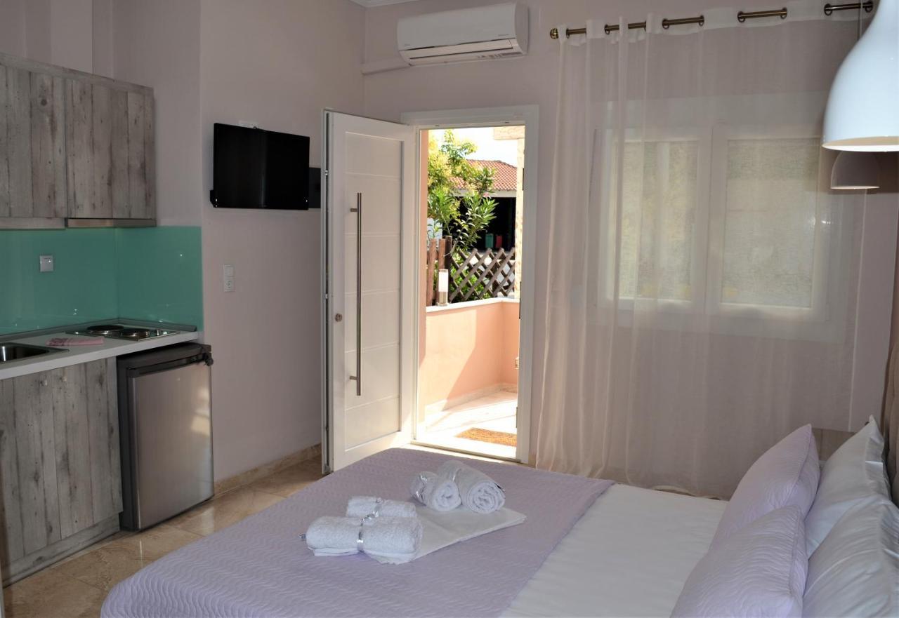 Ioni Rooms Potos Exterior photo