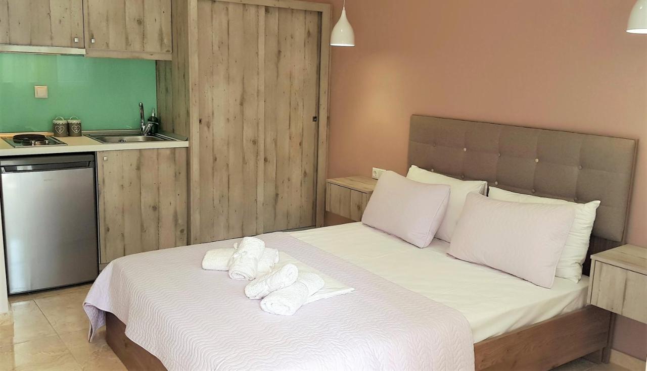 Ioni Rooms Potos Exterior photo
